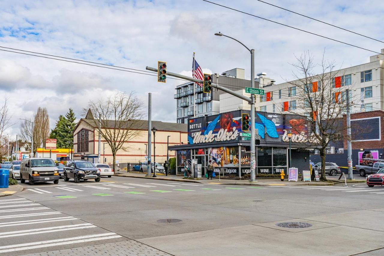 Close Downtown Modern Apartment - Pet Friendly, Wifi, Rooftop Views Seattle Esterno foto
