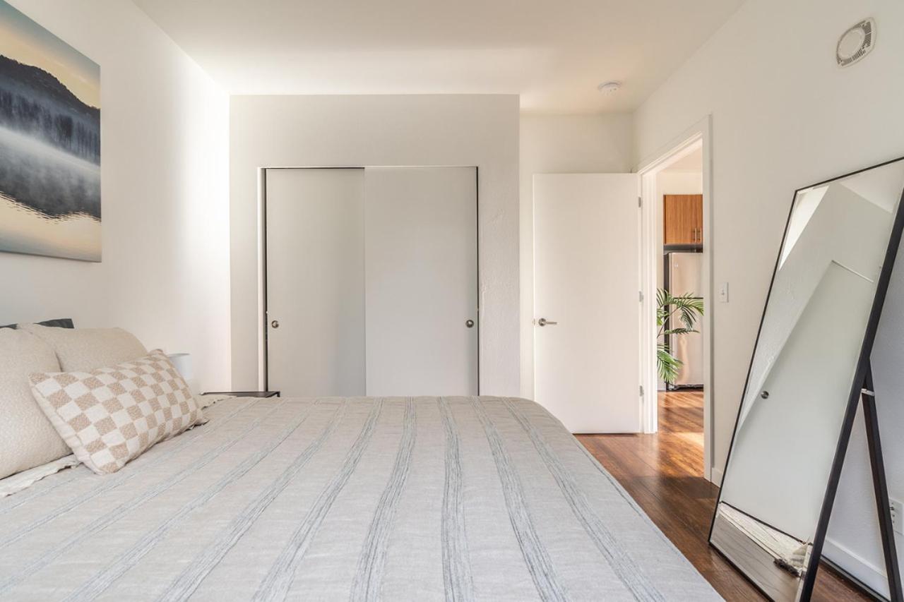 Close Downtown Modern Apartment - Pet Friendly, Wifi, Rooftop Views Seattle Esterno foto